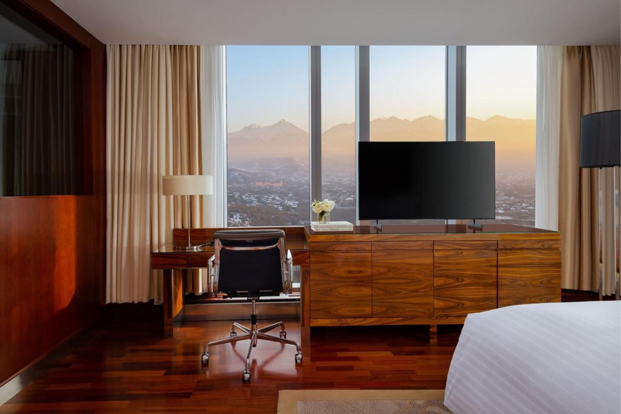 The Ritz-Carlton, Almaty Otel Dış mekan fotoğraf