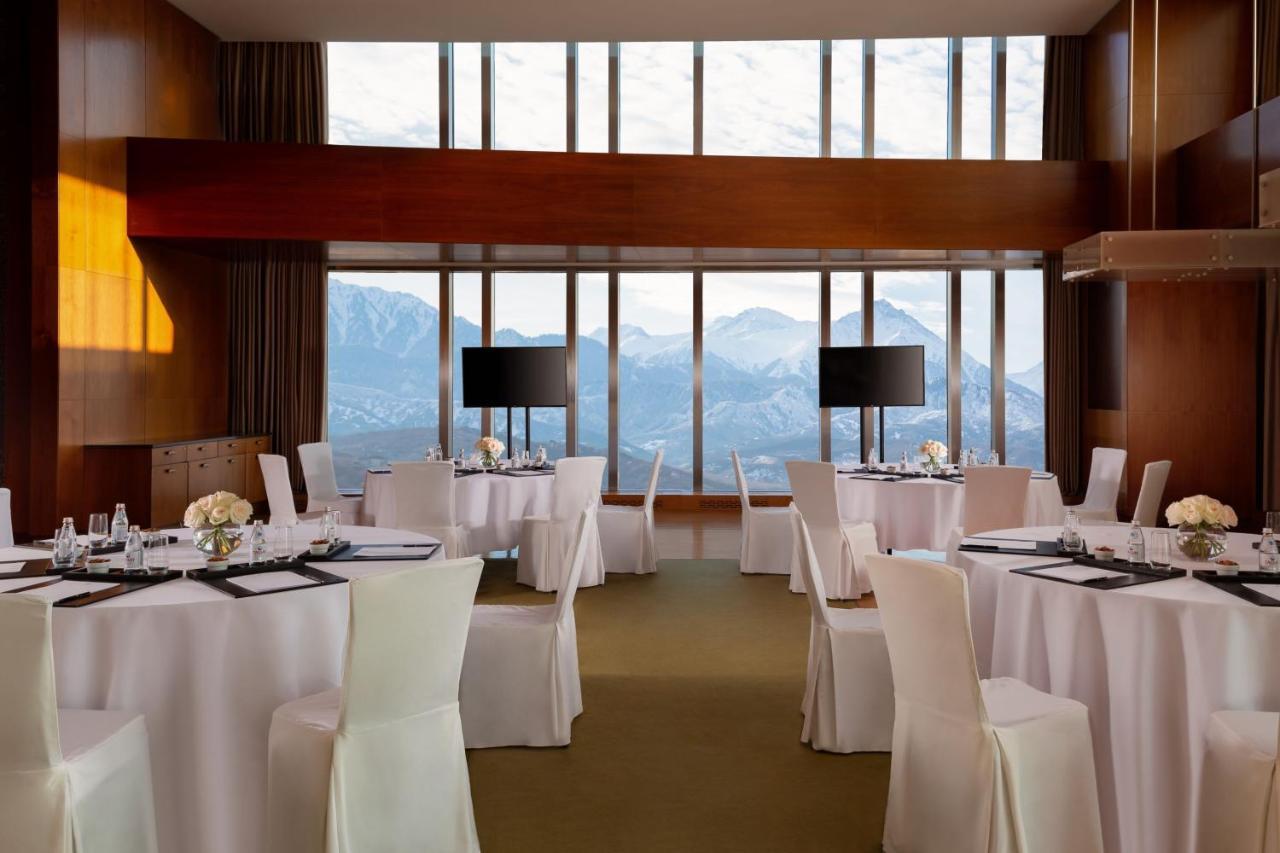 The Ritz-Carlton, Almaty Otel Dış mekan fotoğraf
