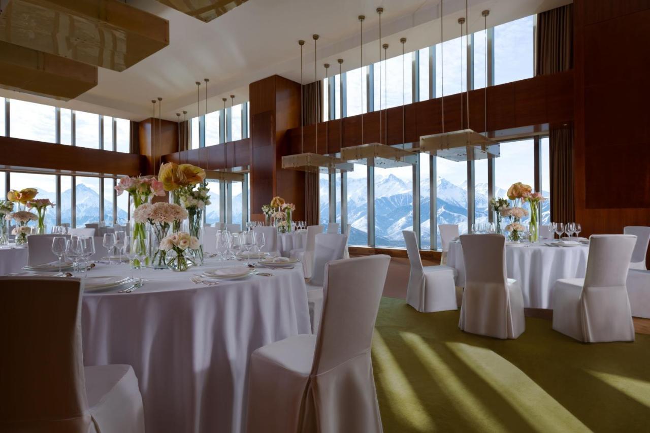 The Ritz-Carlton, Almaty Otel Dış mekan fotoğraf