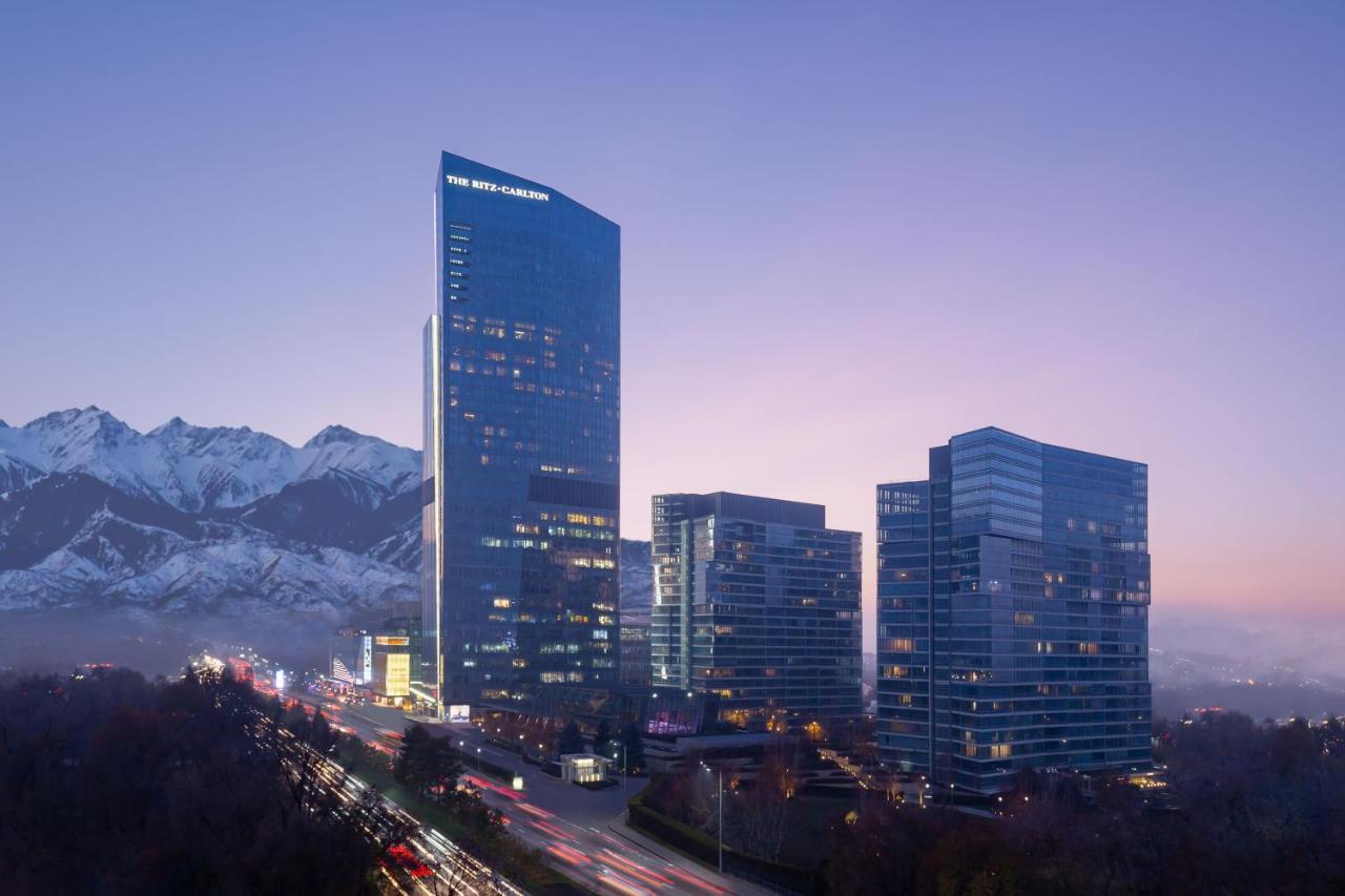 The Ritz-Carlton, Almaty Otel Dış mekan fotoğraf