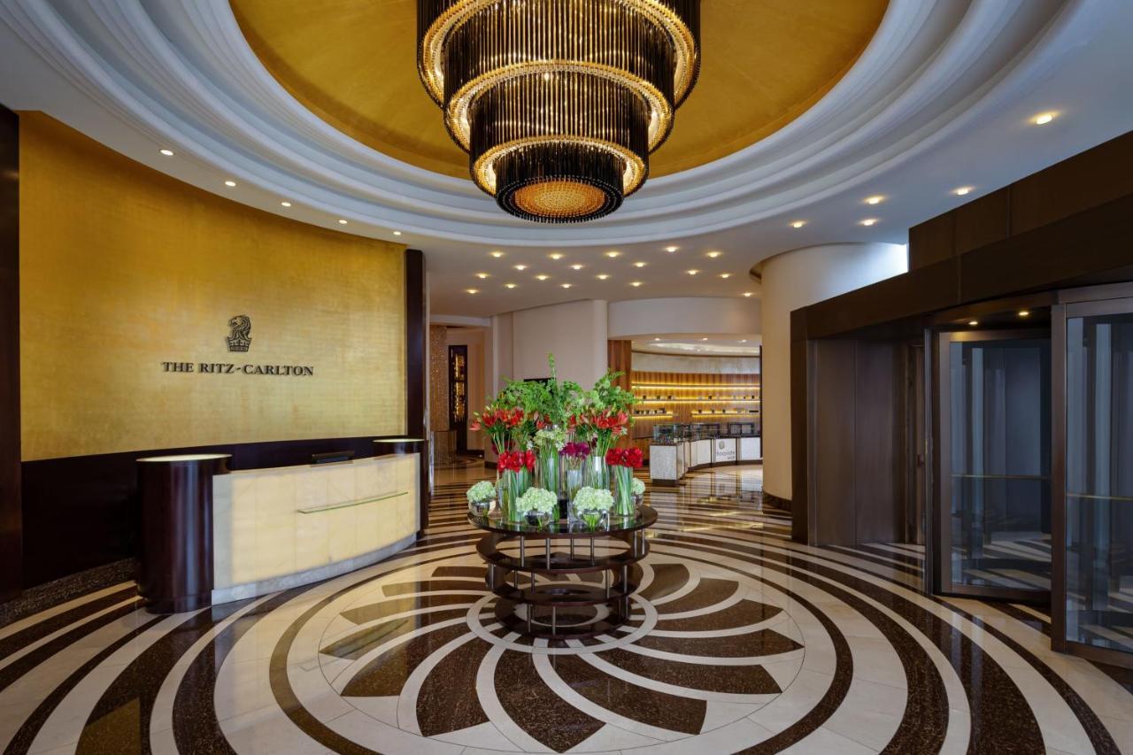 The Ritz-Carlton, Almaty Otel Dış mekan fotoğraf