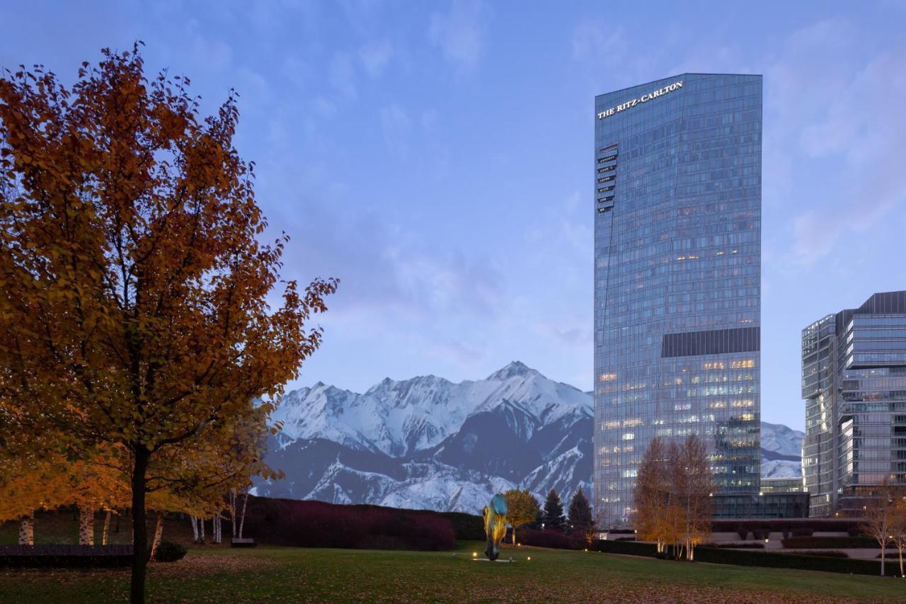 The Ritz-Carlton, Almaty Otel Dış mekan fotoğraf