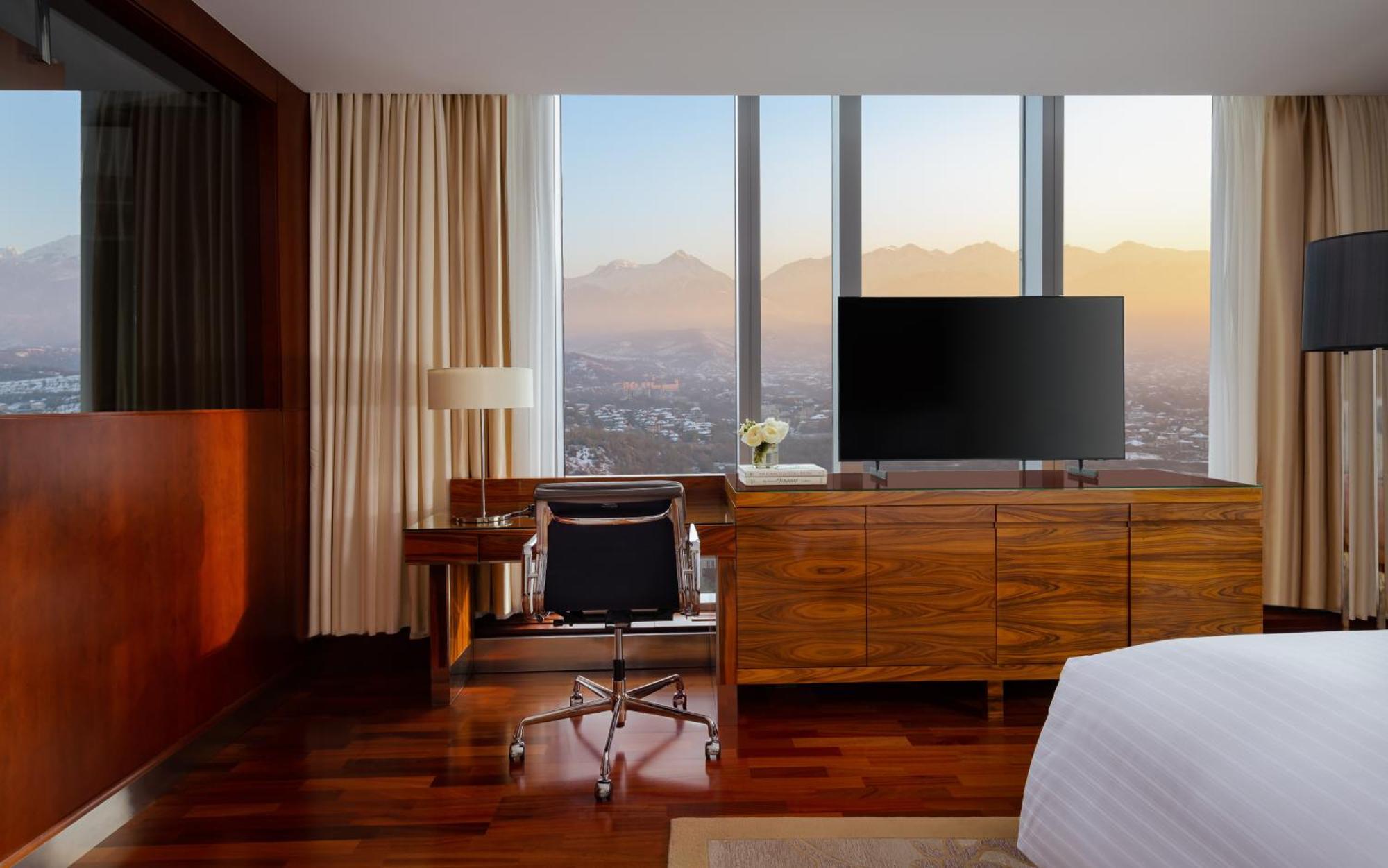 The Ritz-Carlton, Almaty Otel Dış mekan fotoğraf