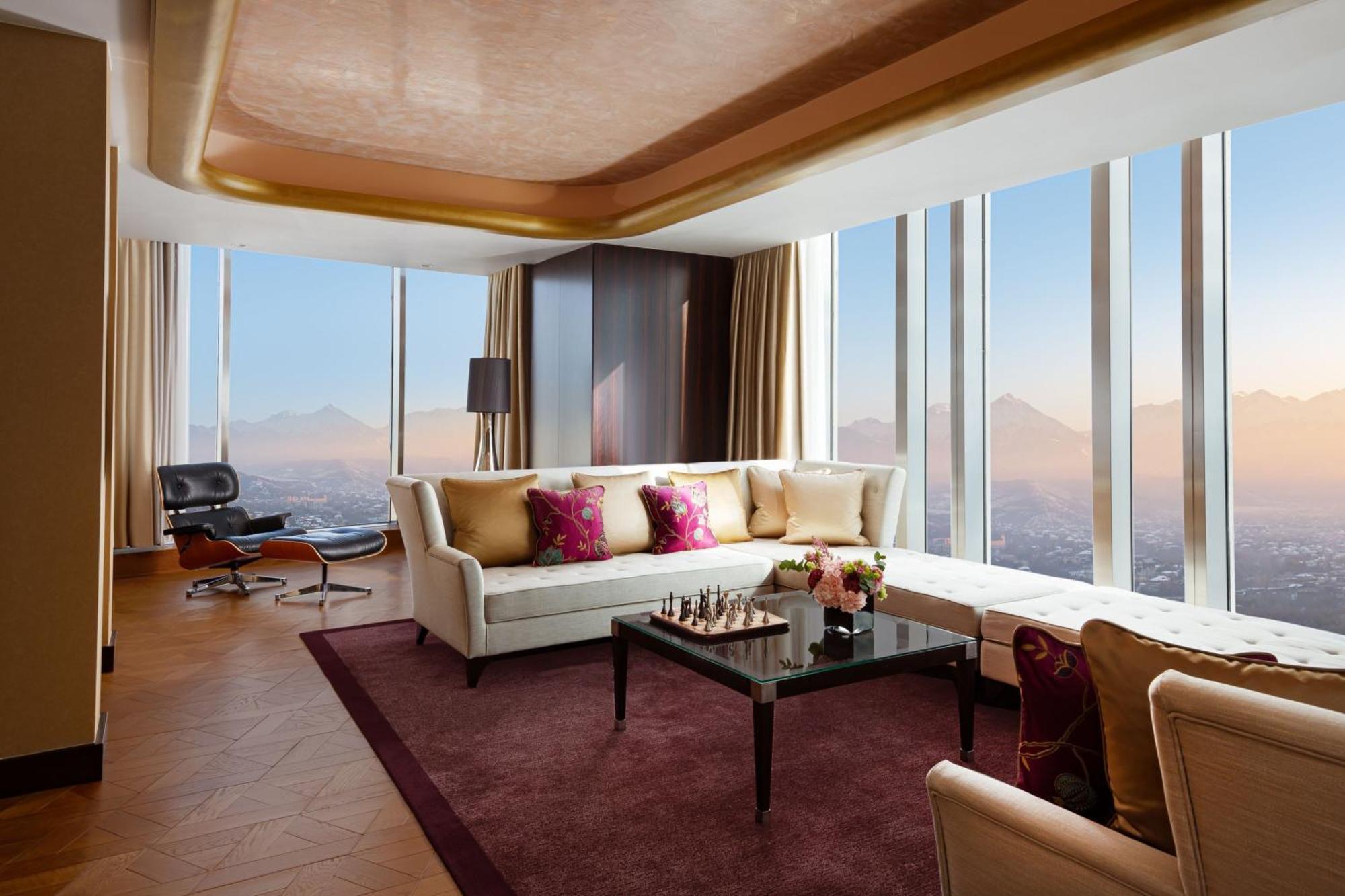 The Ritz-Carlton, Almaty Otel Dış mekan fotoğraf