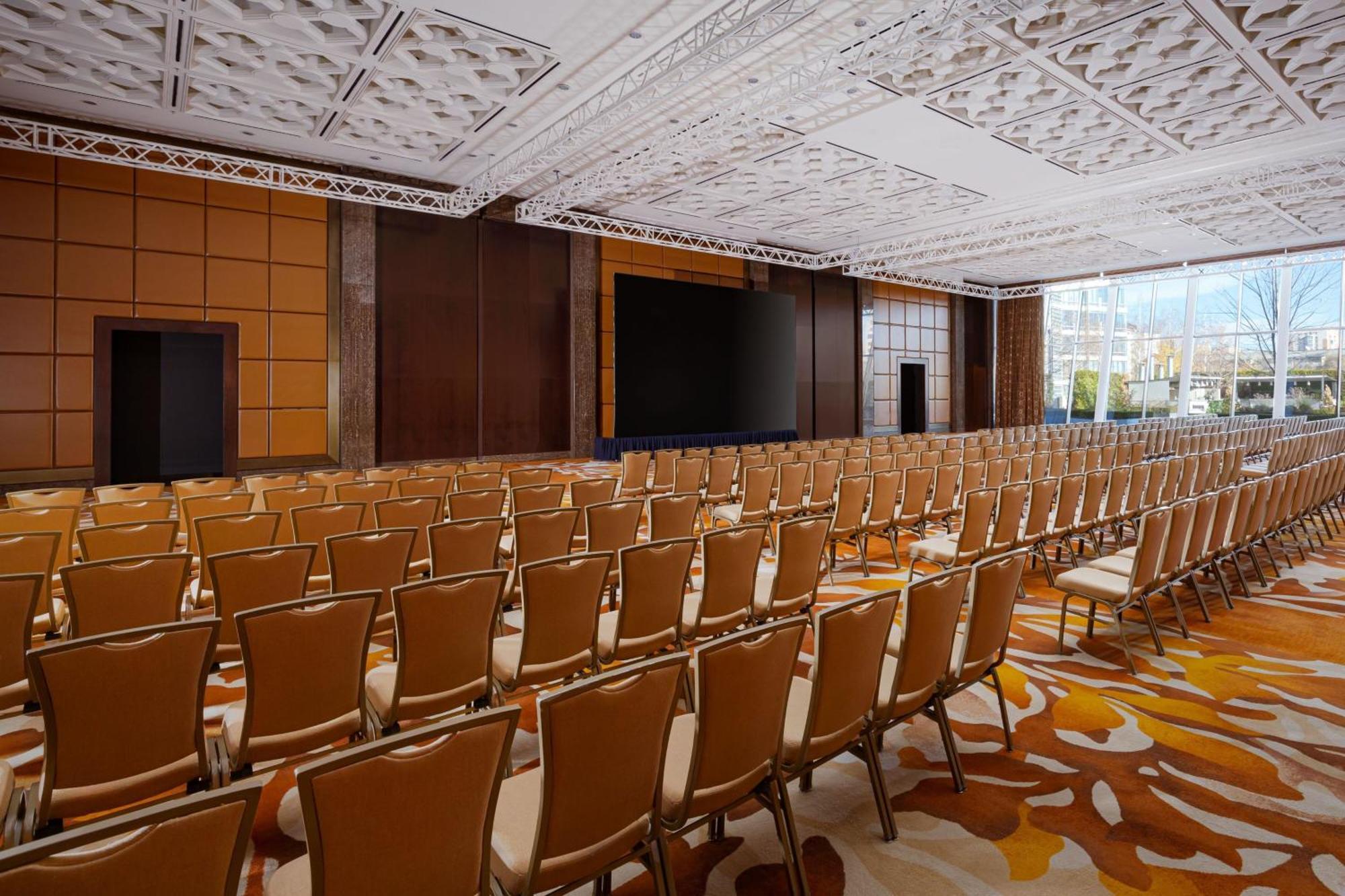 The Ritz-Carlton, Almaty Otel Dış mekan fotoğraf
