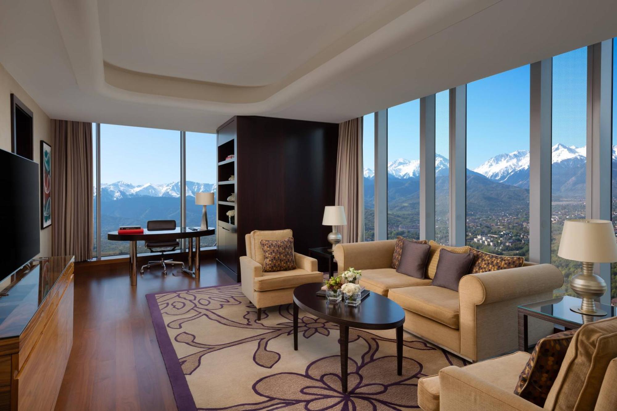The Ritz-Carlton, Almaty Otel Dış mekan fotoğraf