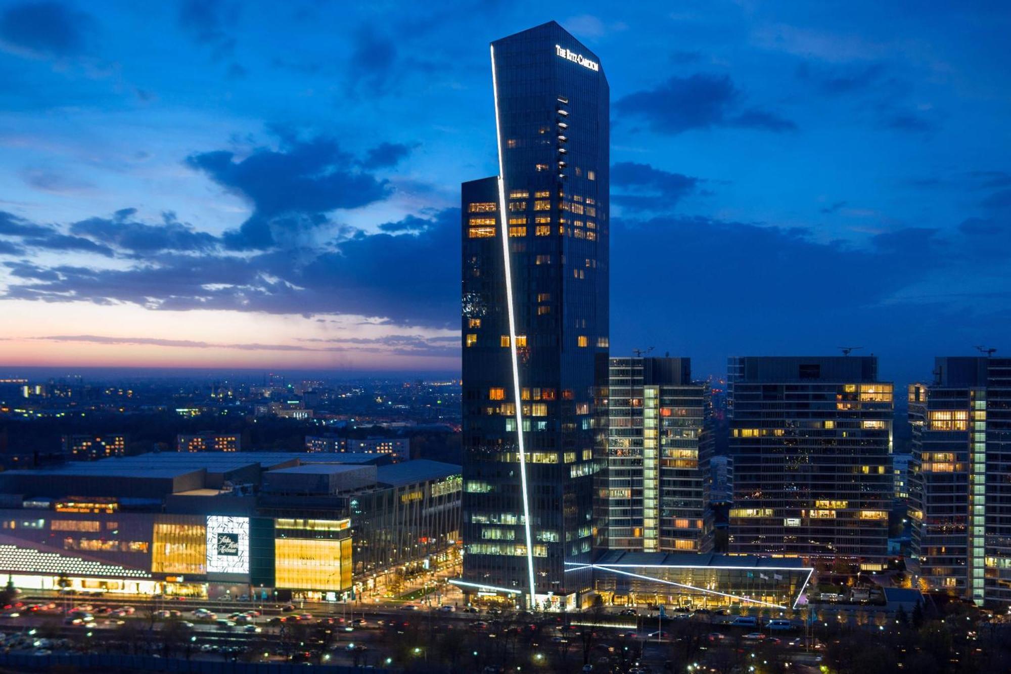 The Ritz-Carlton, Almaty Otel Dış mekan fotoğraf